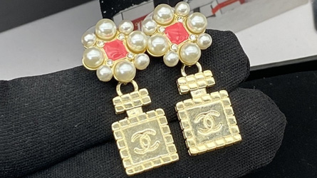 
				Chanel - Jewelry
				juwelen